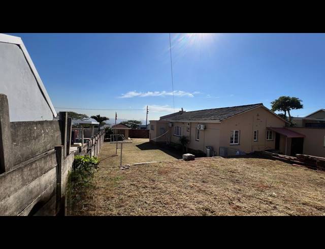 3 BEDROOM HOUSE FOR SALE IN BLUFF